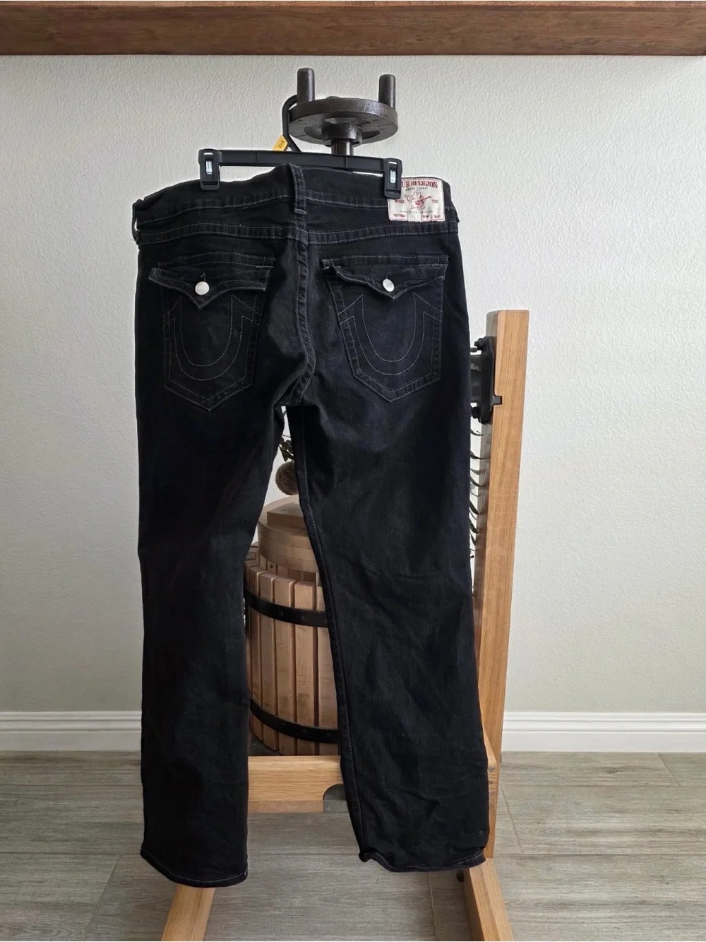 True Religion Ricky Relaxed Straight Jeans - Size 40